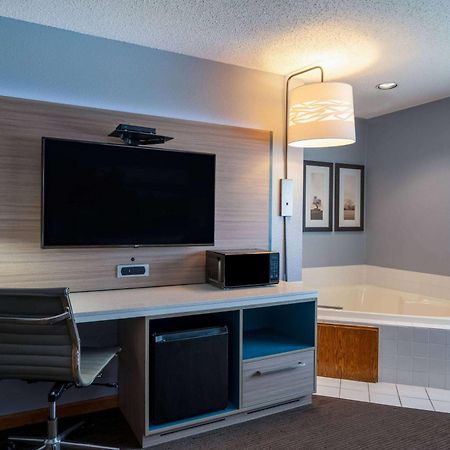 Americinn By Wyndham Eau Claire Buitenkant foto
