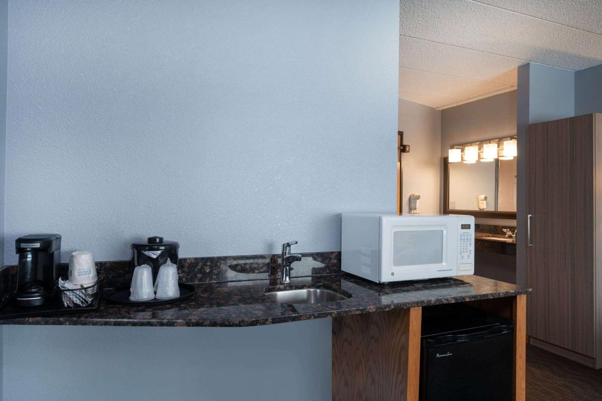 Americinn By Wyndham Eau Claire Buitenkant foto
